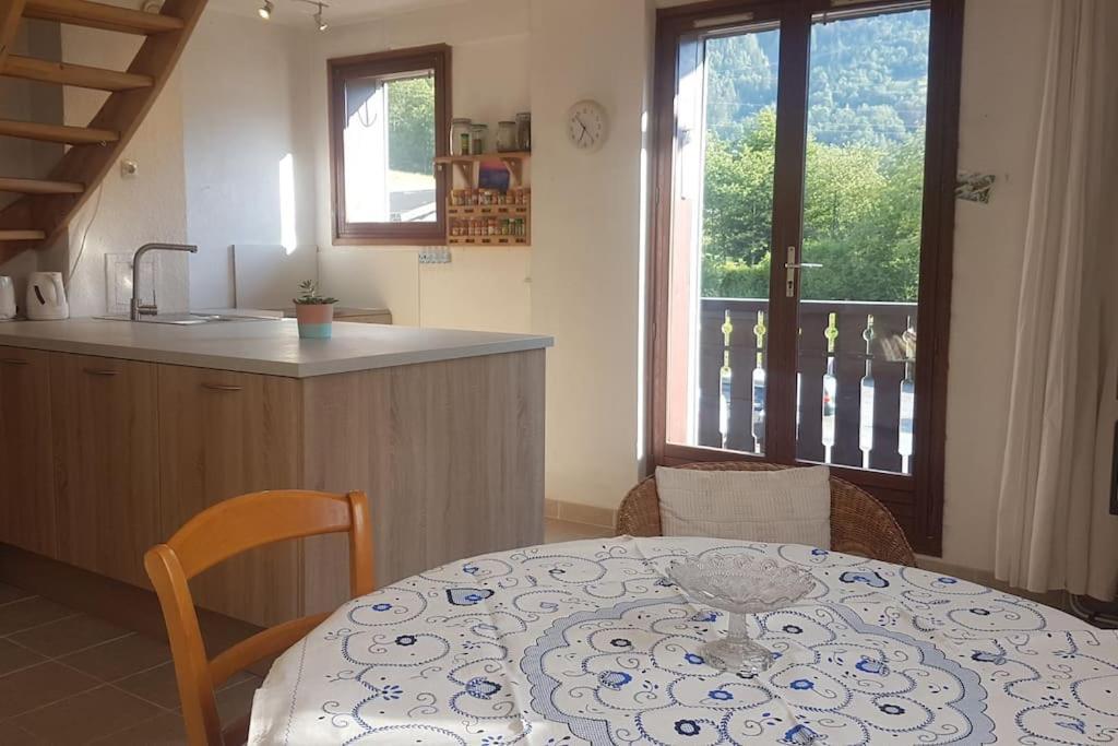 Beau Duplex Lumineux A La Montagne Nice Flat Just Underneath Mtblanc 레우쉬 외부 사진